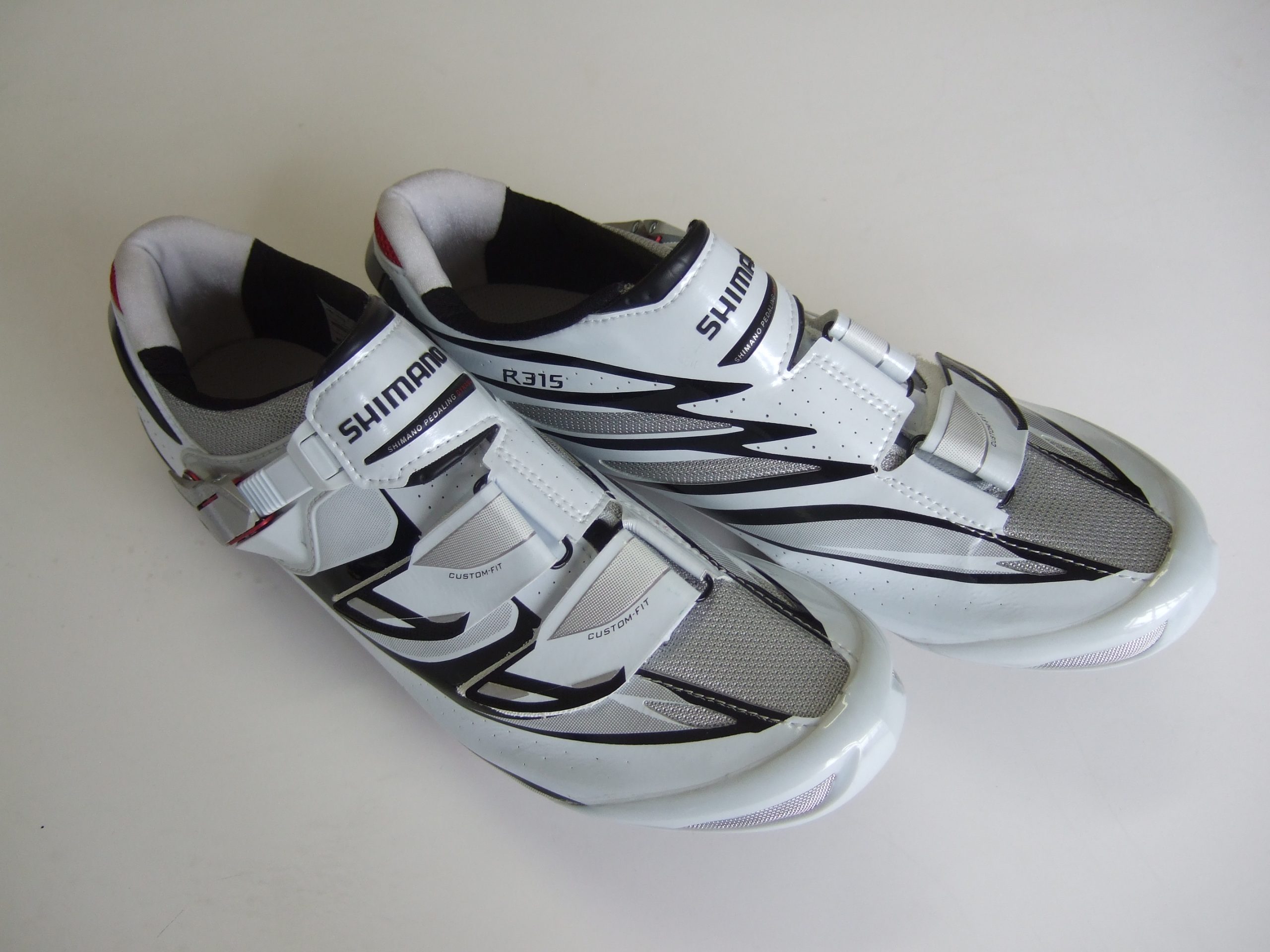 Shimano SH-R315 Road Shoe First Look