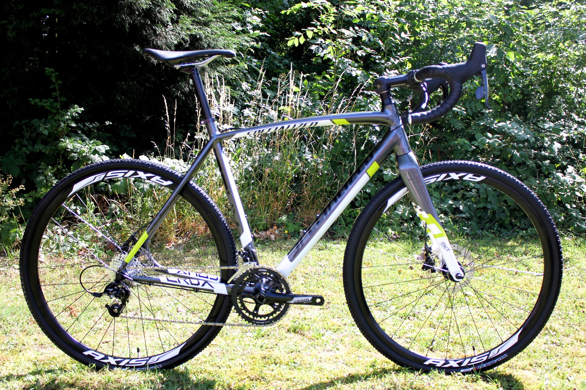 Specialized CruX Sport E5 Disc cyclocross bike, Model Year 2014, pic: Timothy John, ©Factory Media