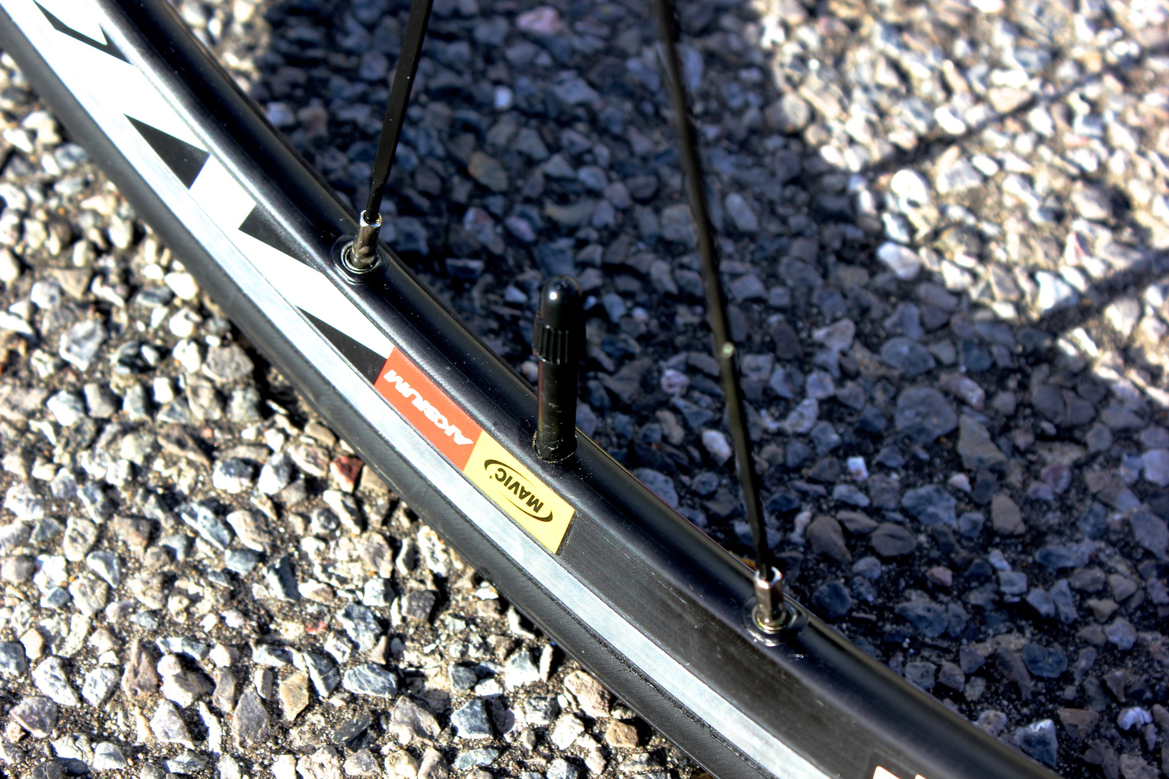 Mavic Aksium wheelset – review |
