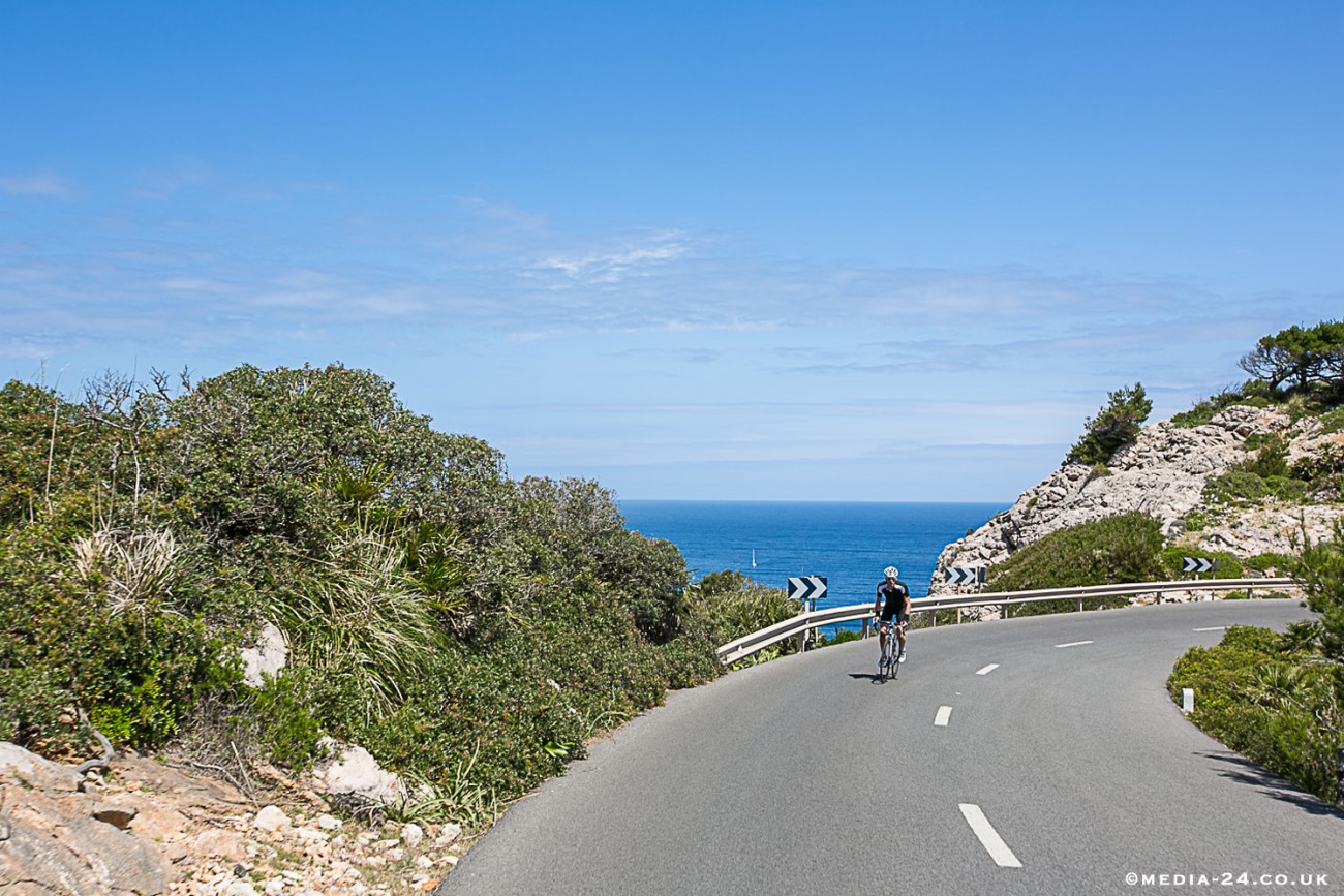 Recovery ride, sun, summer, pic: Media-24