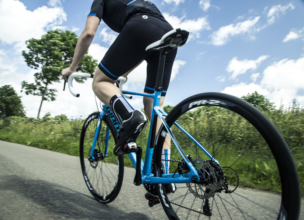 ジャイアント DEFY 6000 A guide to Giant's aluminium Defy range |