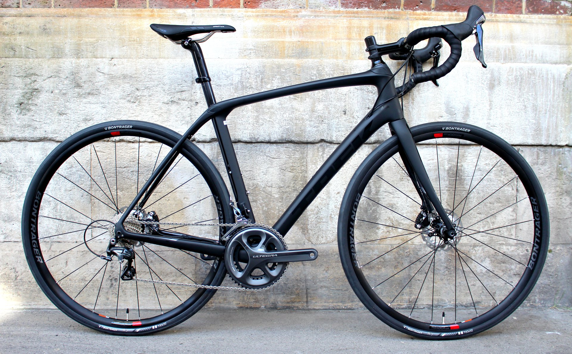 Trek Domane SLR 6 Disc - review (Pic: George Scott/Factory Media)