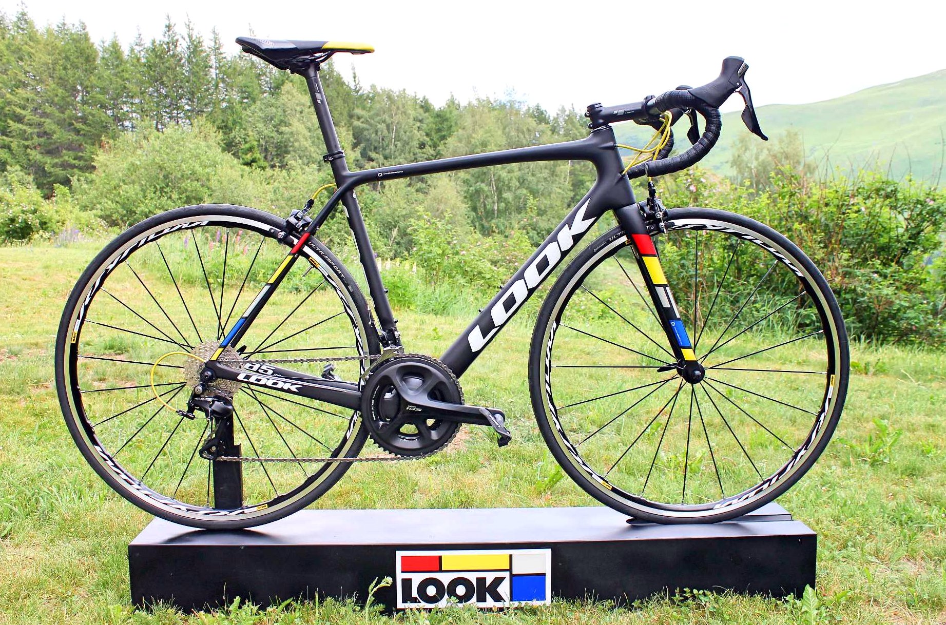 OOK 785 Huez, Shimano 105